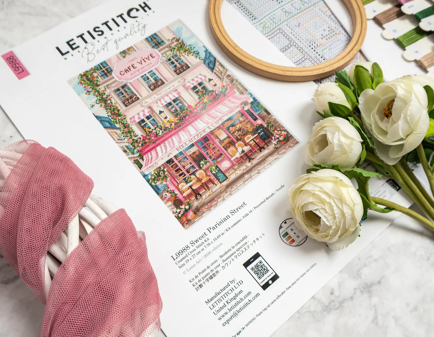 Leti Stitch L9988 Sweet Parisian Street borduurpakket 19x27 cm