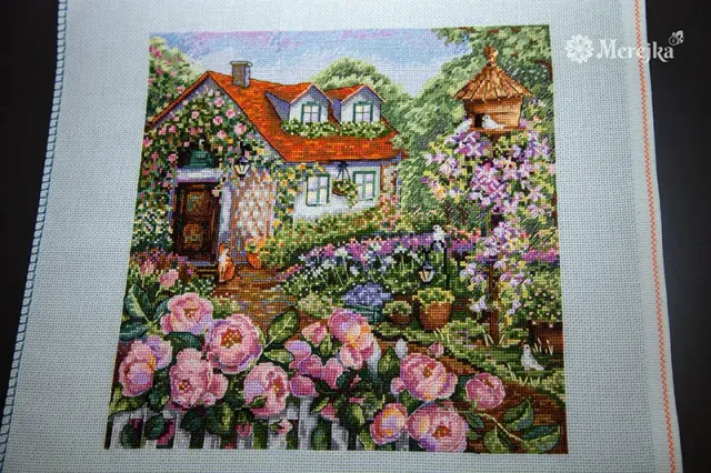 Merejka House in Roses borduurpakket 25x26 zomerhuis