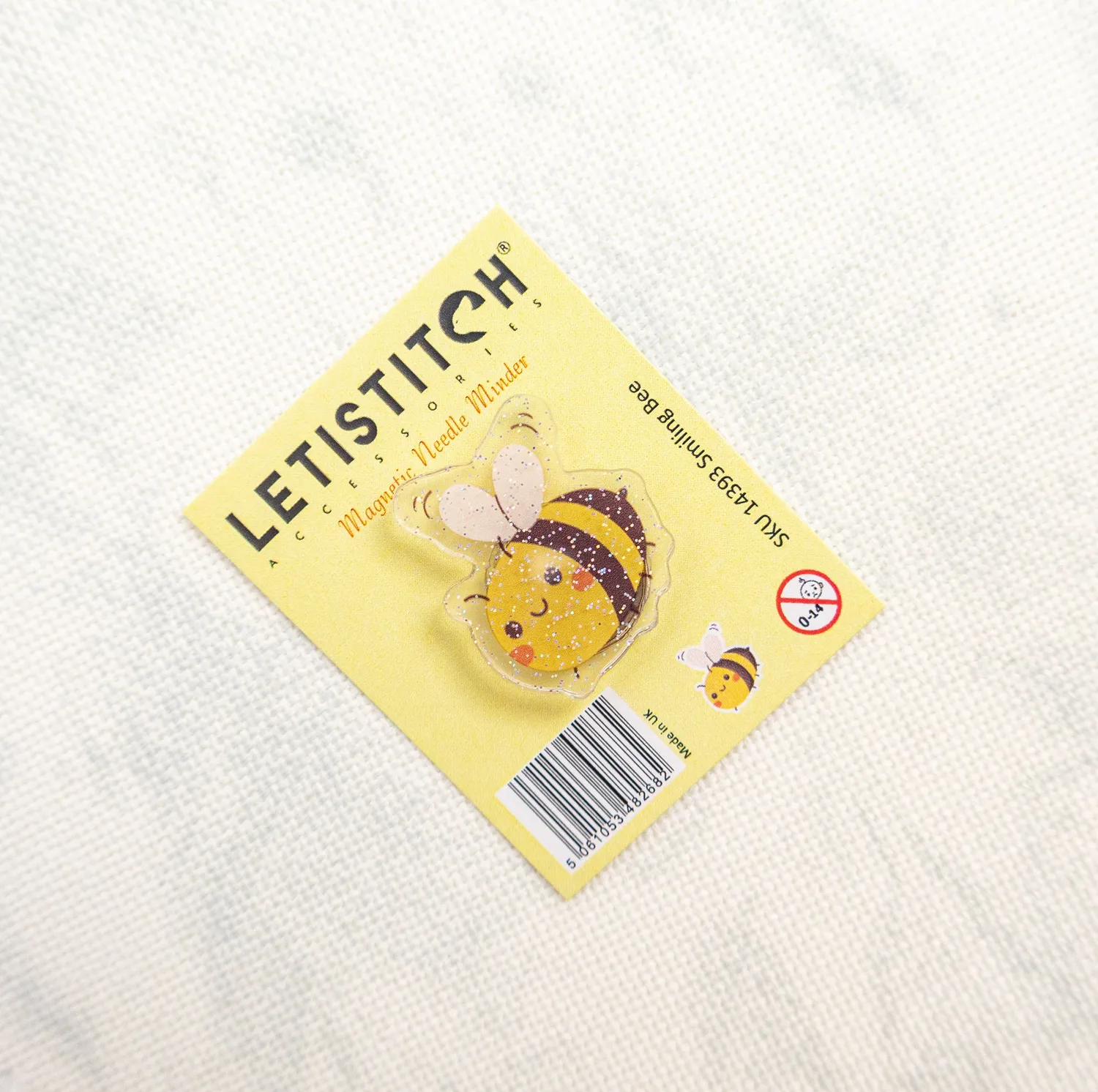 Leti Stitch 14393 Smiling Bee naaldmagneet emaille