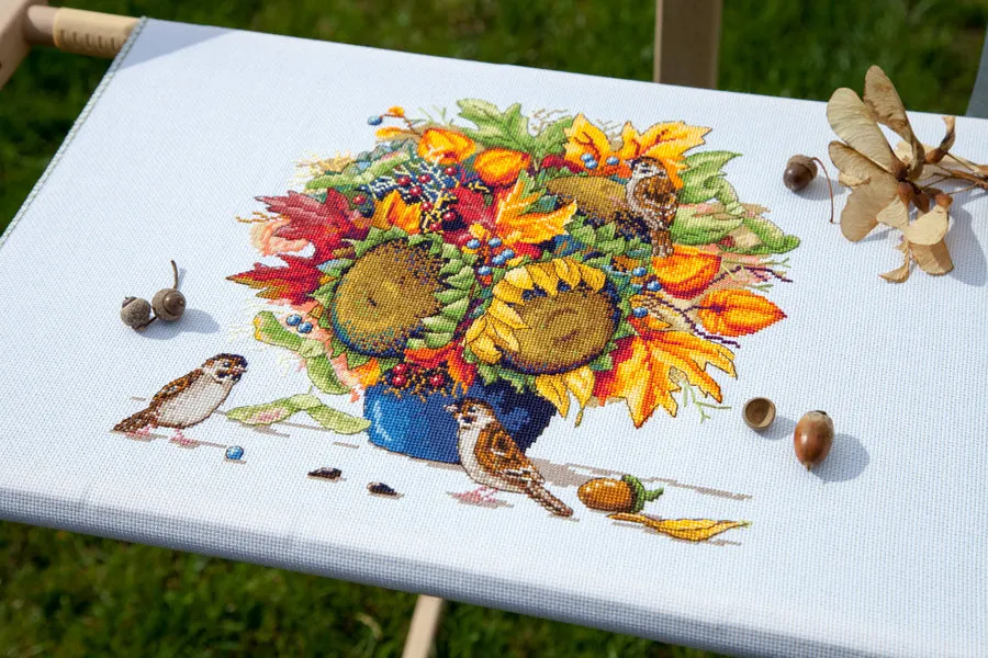Merejka Sunflowers borduurpakket wit 28x28 cm