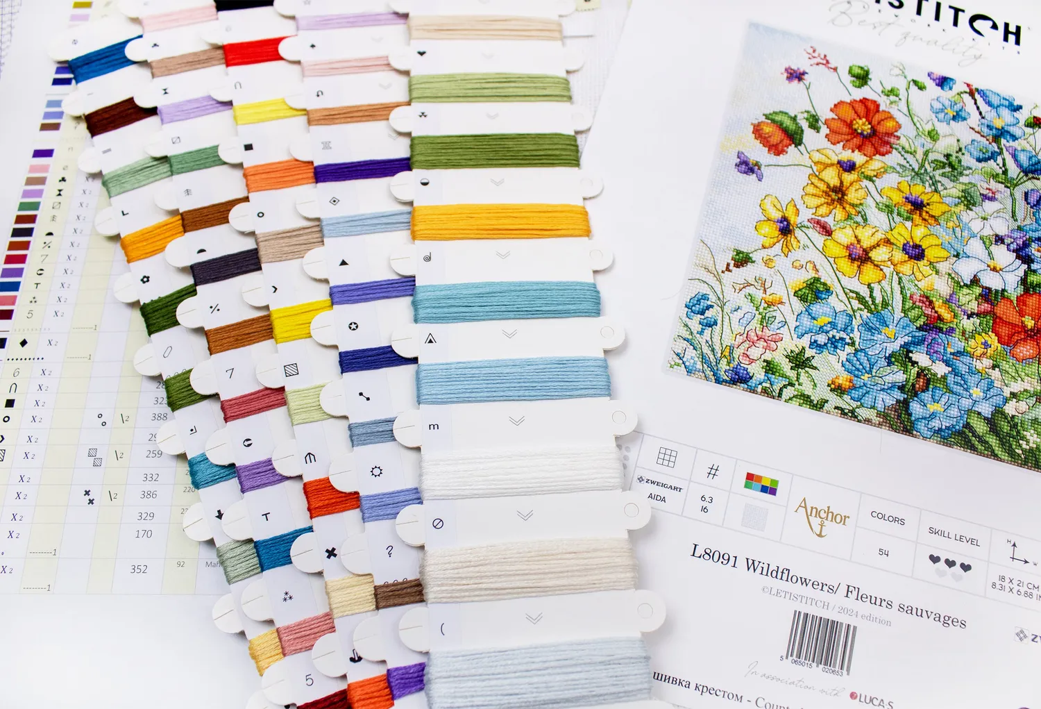 Leti Stitch L8091 Wildflowers borduurpakket 21x18cm