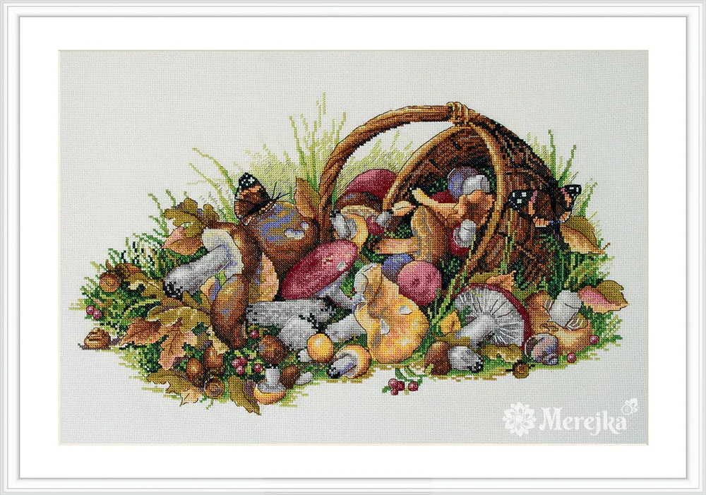 Merejka Mushrooms borduurpakket 40x23 cm ecru