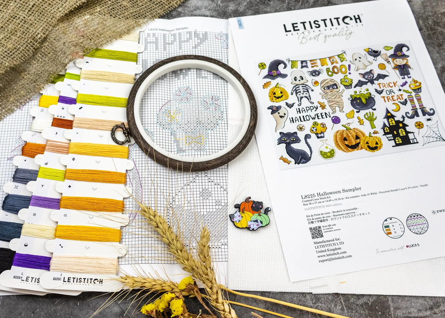 Leti Stitch L8225 Halloween Sampler borduurpakket 38x27 cm