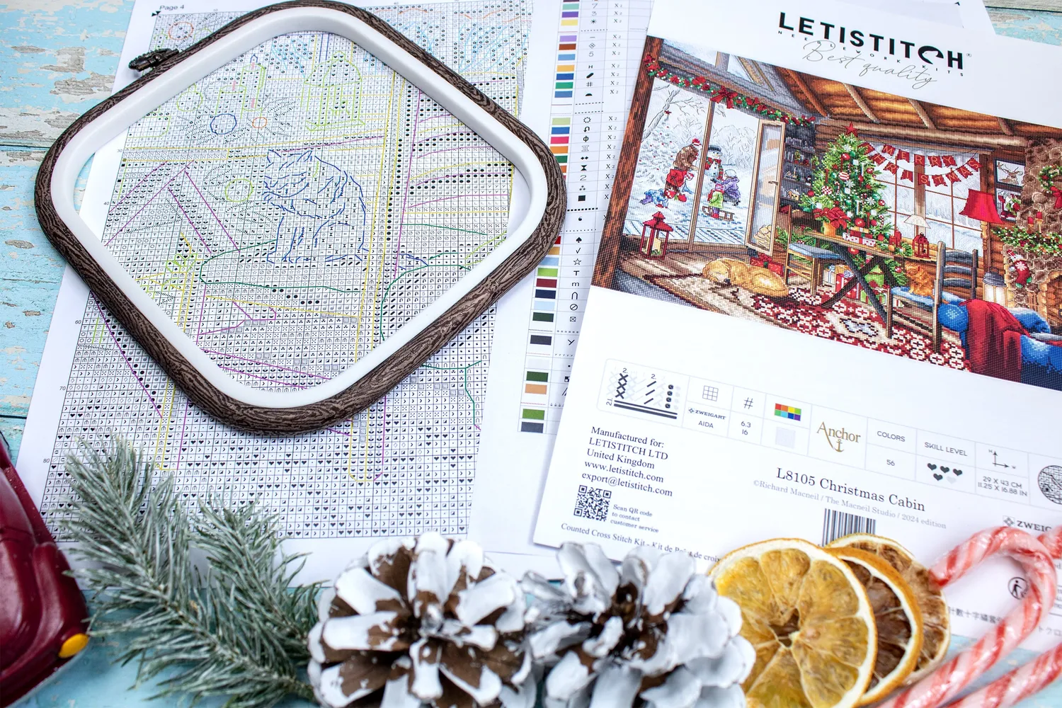 Leti Stitch L8105 Christmas Cabin borduurpakket 43x29cm
