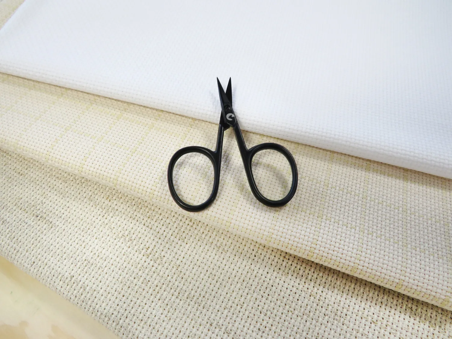 Leti Stitch Mini 20028 borduurschaartje 5,8 cm