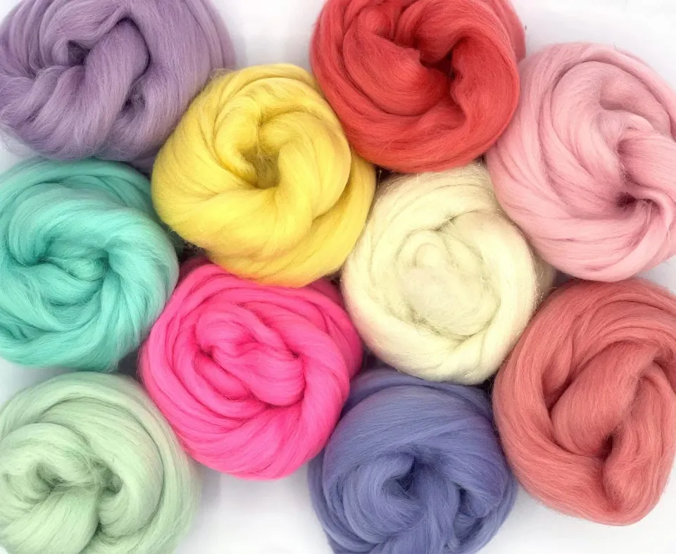 The Wool Family Unicorn merinowol set 10x25g pastel