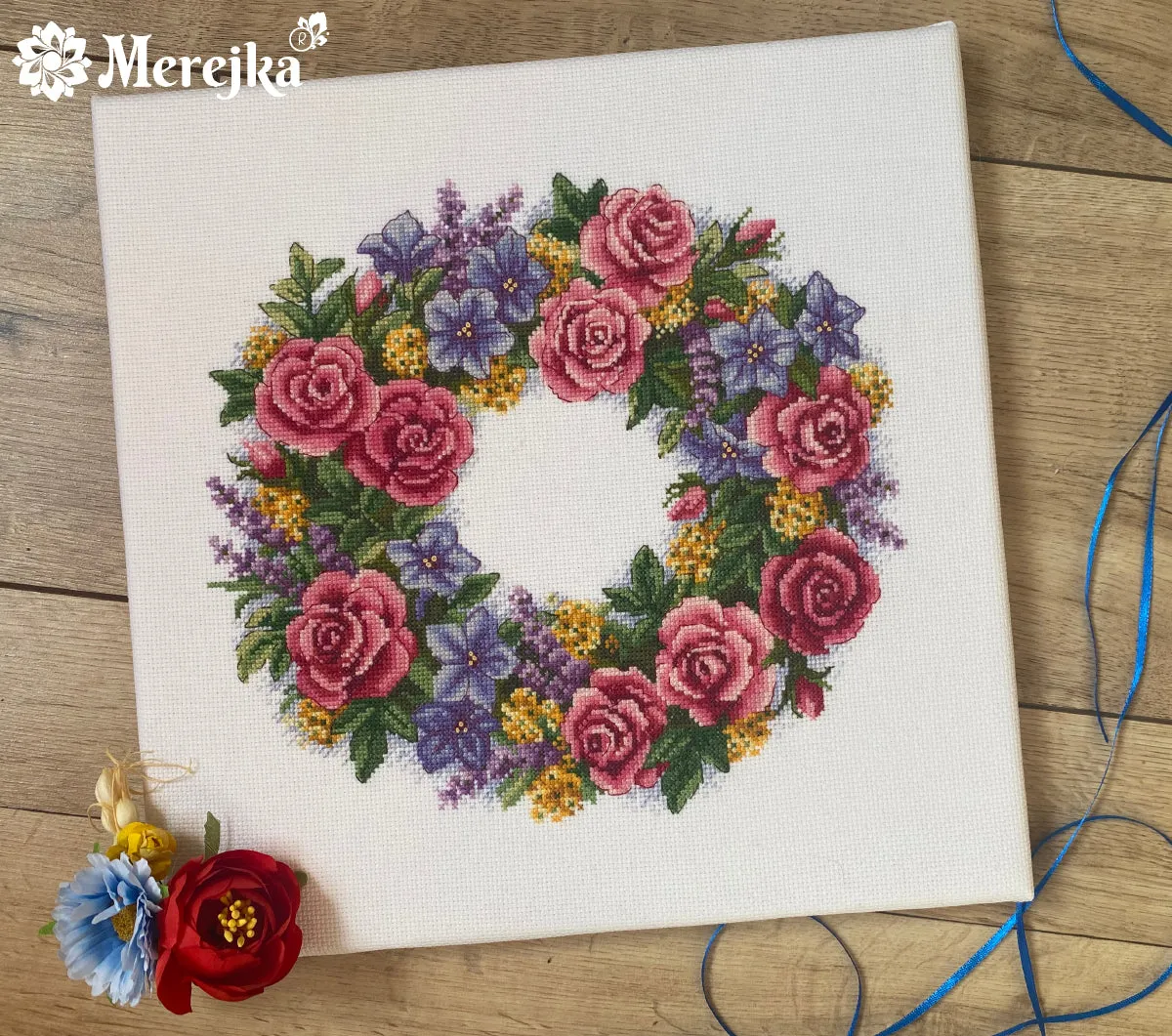 Merejka Rose Wreath borduurpakket wit 28 kleuren