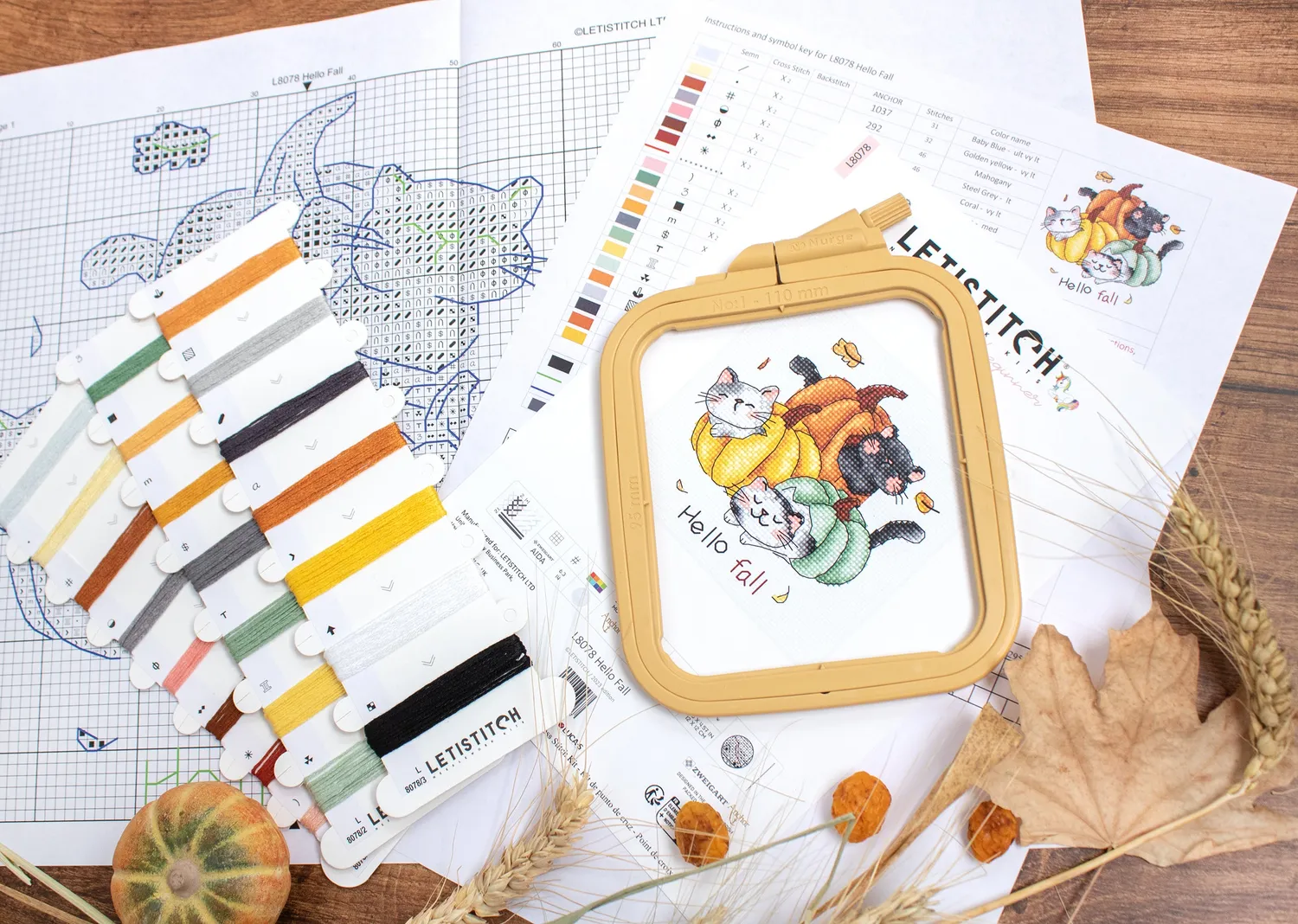 Leti Stitch L8078 Hello Fall borduurpakket 12x12 cm herfst
