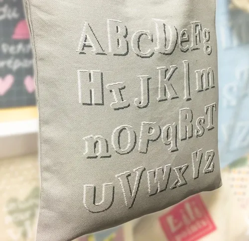 LiliPoints Alphabet Outline borduurpatroon alfabet 3 kleuren
