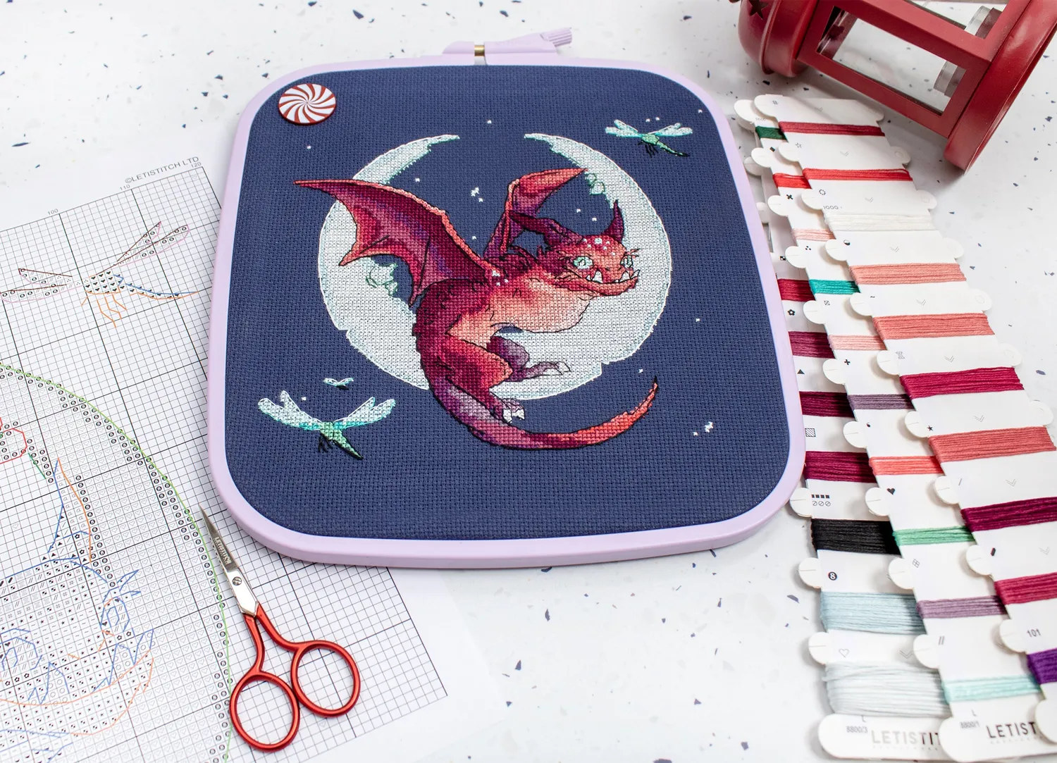 Leti Stitch L8800 Dragon borduurpakket 20x19 cm dier