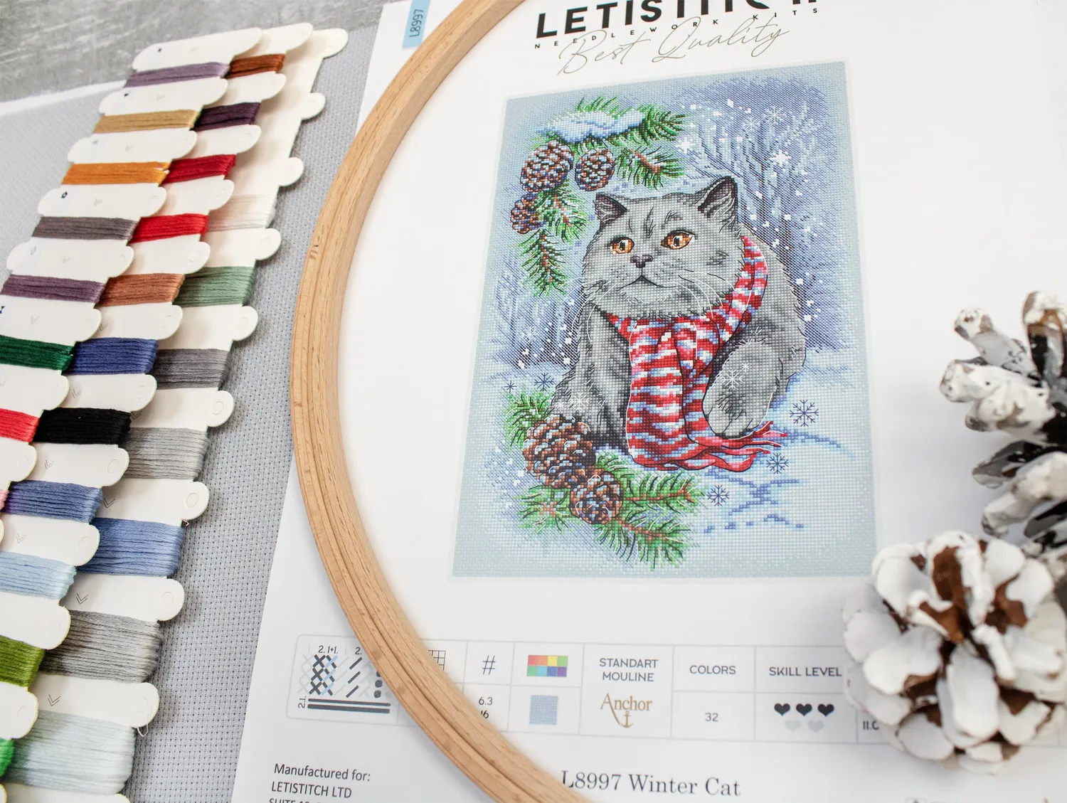Leti Stitch L8997 Winter Cat borduurpakket 19x28 cm Aida 16ct