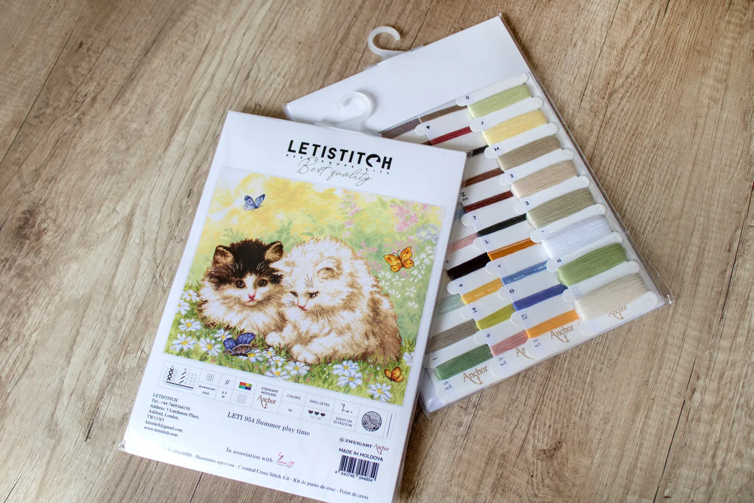 Leti Stitch 954 Summer Play Time borduurpakket 32x27 cm zomer