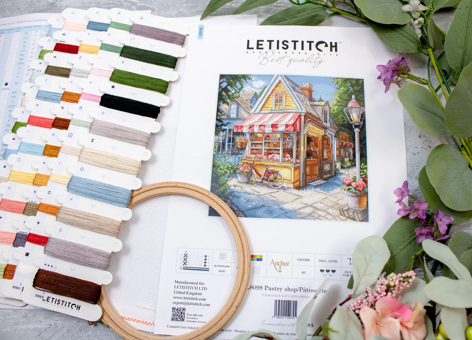 Leti Stitch L8098 Pastry Shop borduurpakket 24x24 cm winkel