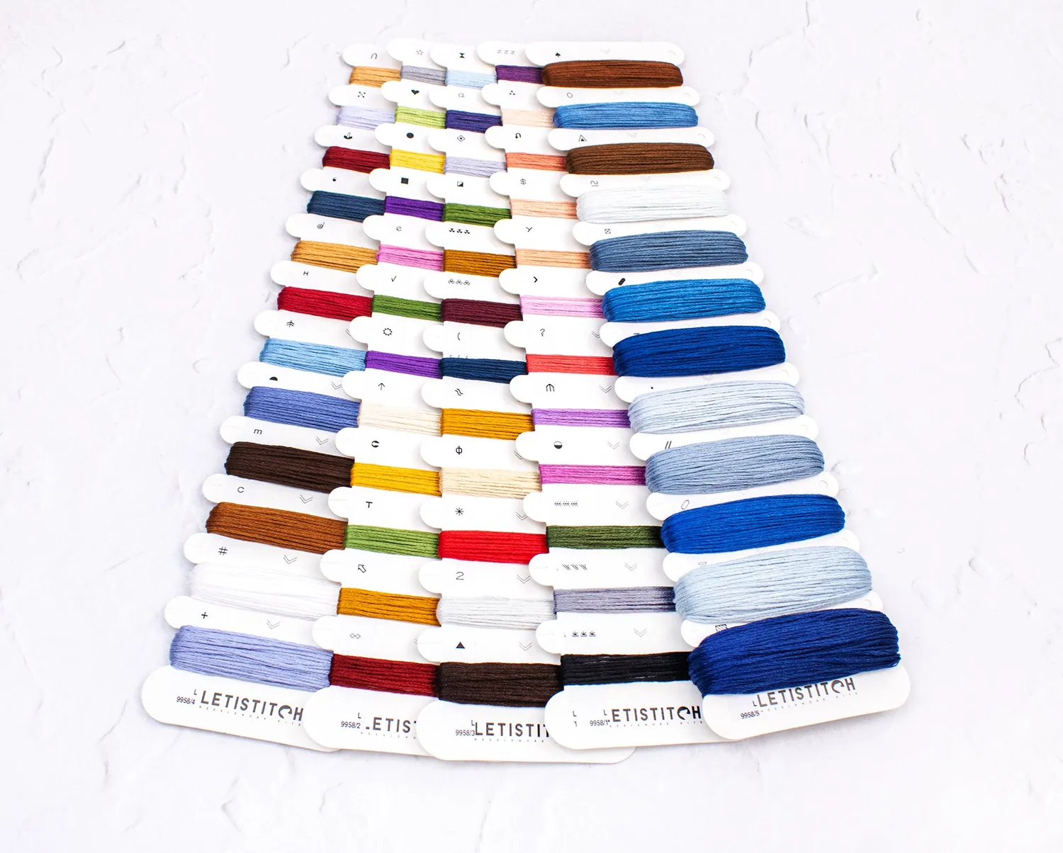 Leti Stitch L9958 Silent Night Gift borduurpakket 43x29cm 60 kleuren