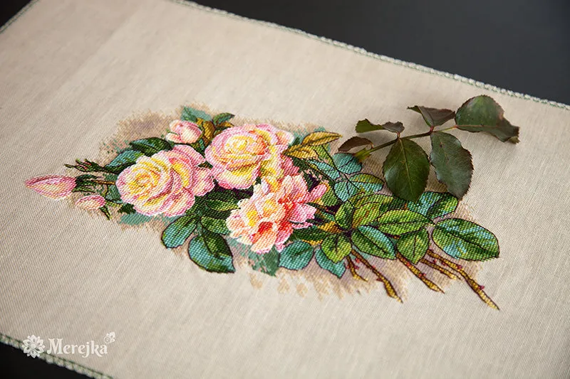 Merejka Vintage Roses borduurpakket Aida 16 cappuccino