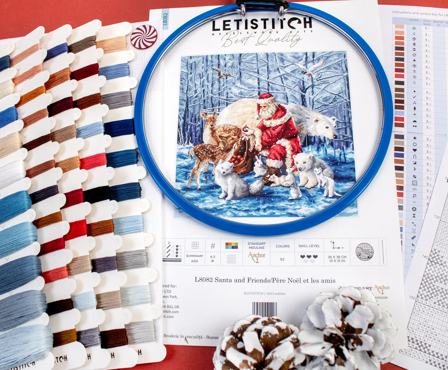 Leti Stitch L8082 Santa and Friends borduurpakket 38x38 cm kerst