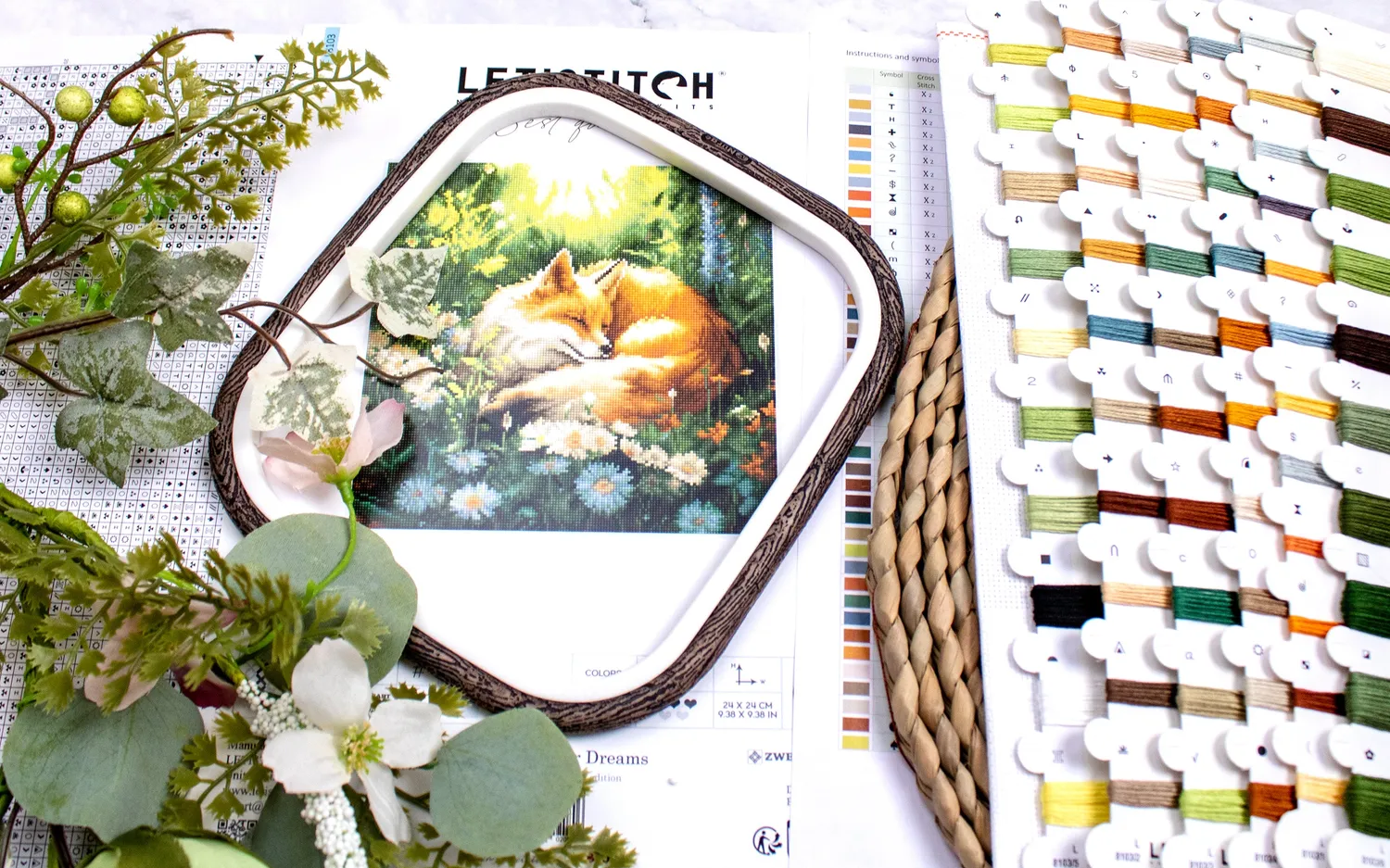 Leti Stitch L8103 Summer Dreams borduurpakket 24x24 cm