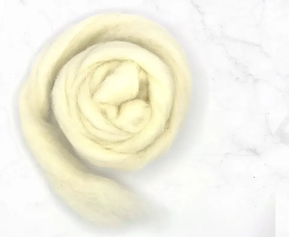 The Wool Family kernwol basiswol 50 gram corriedale