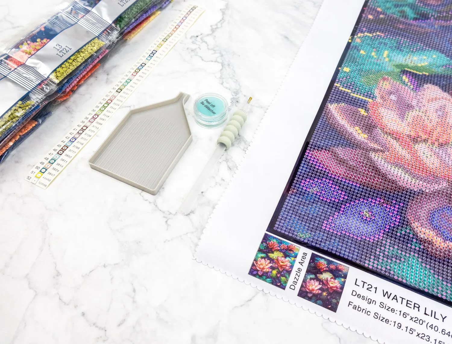 Leti Stitch Dazzle Dots LT21 Water Lily diamond painting 40x50 cm AB