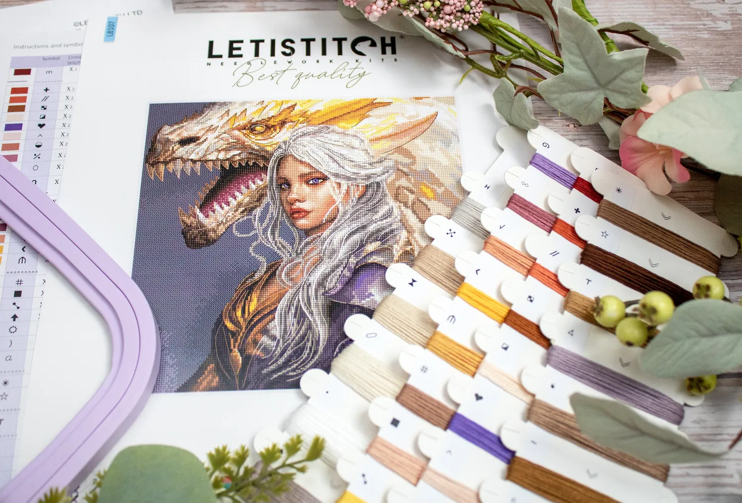 Leti Stitch L8107 The Bond borduurpakket 25x25 fantasy