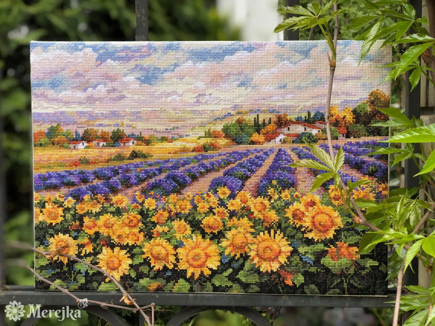 Merejka Fields of Lavender borduurpakket ecru 40 kleuren