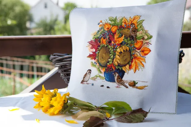 Merejka Sunflowers borduurpakket wit 28x28 cm