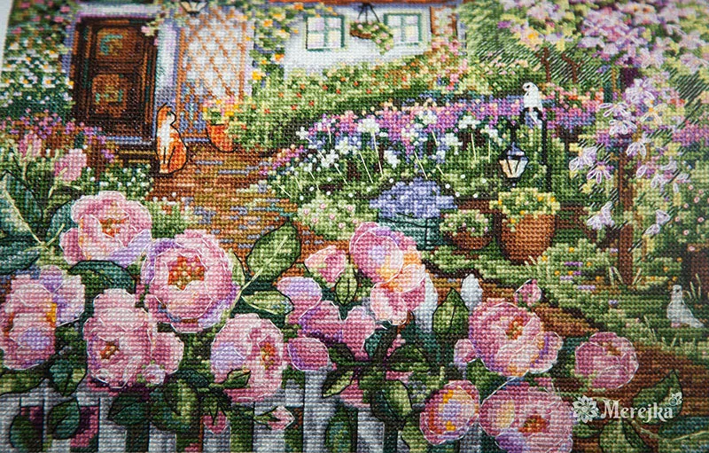 Merejka House in Roses borduurpakket 25x26 zomerhuis