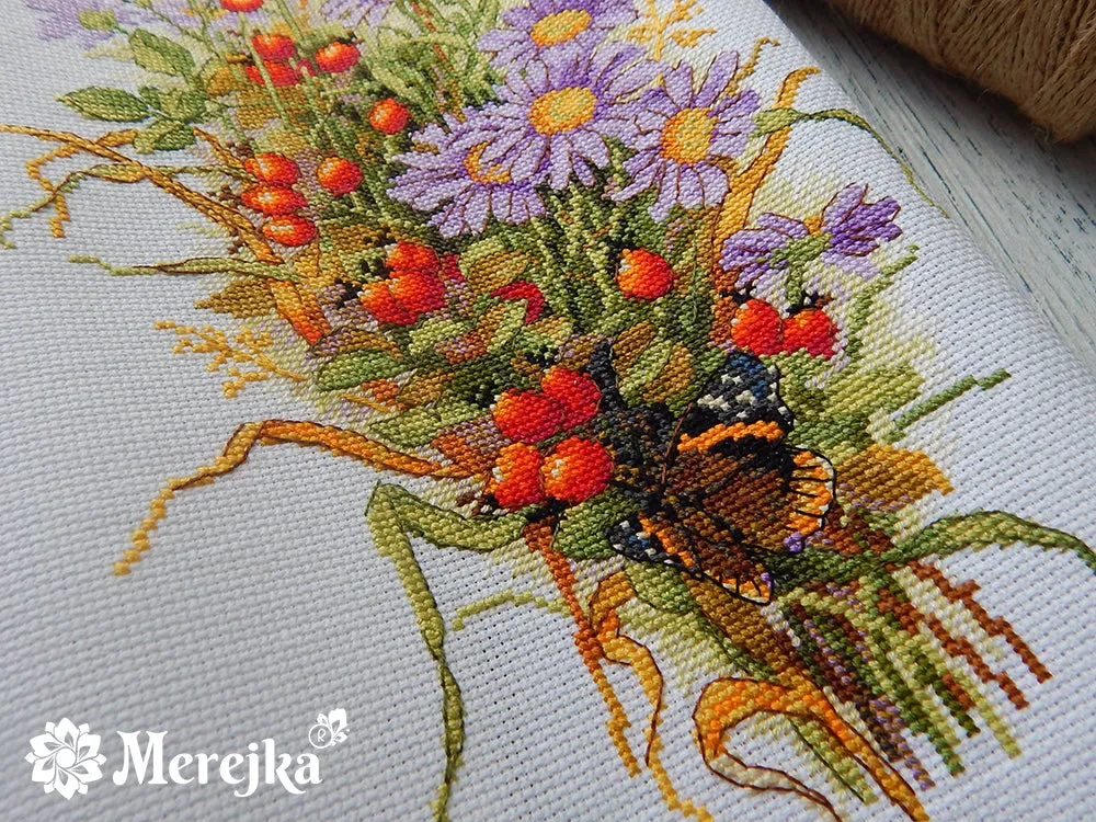 Merejka Wildrose Berries borduurpakket Aida 16 wit 25 kleuren