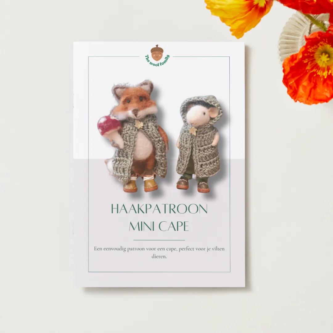 The Wool Family cape haakpatroon Nederlands