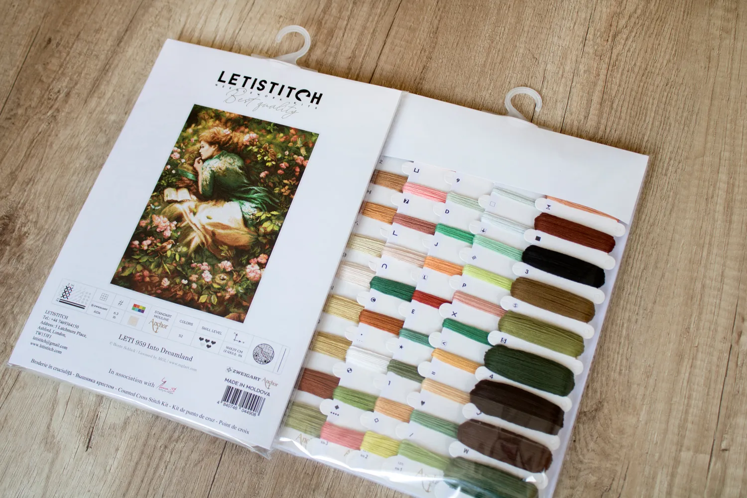 Leti Stitch 959 Into Dreamland borduurpakket 44x29 cm