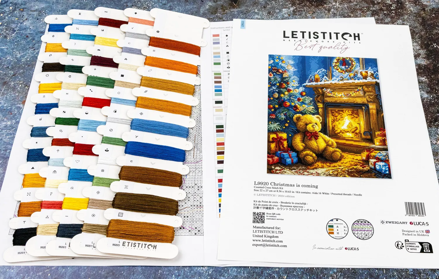 Leti Stitch L9920 Christmas is coming borduurpakket 22x27 winter