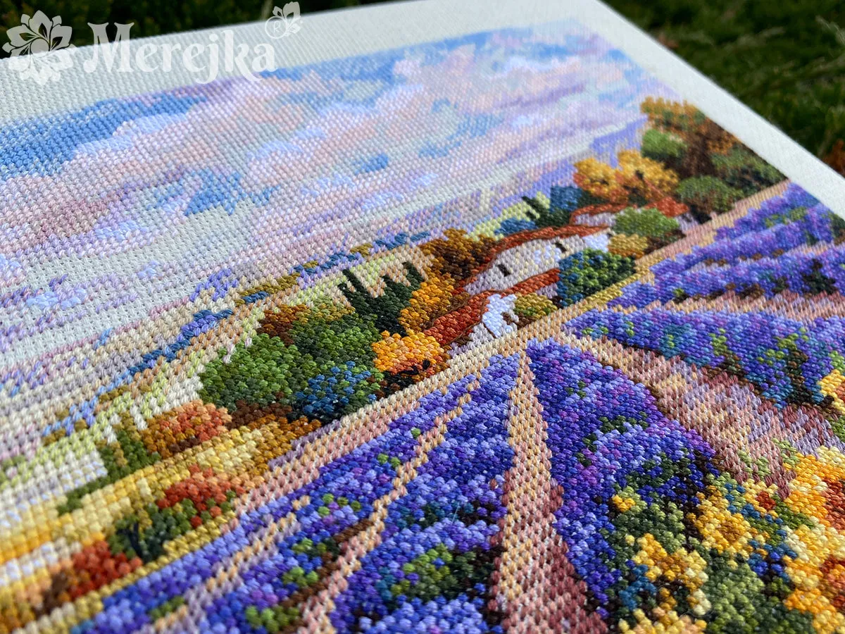 Merejka Fields of Lavender borduurpakket ecru 40 kleuren