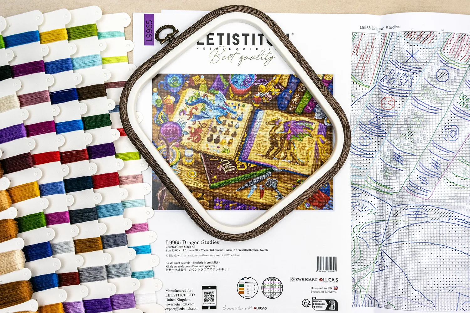 Leti Stitch L9965 Dragon Studies kruissteekpakket 38x29 cm 62 kleuren