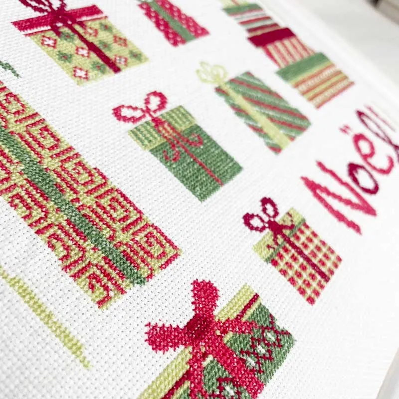 LiliPoints Christmas presents borduurpatroon kerst 2 varianten