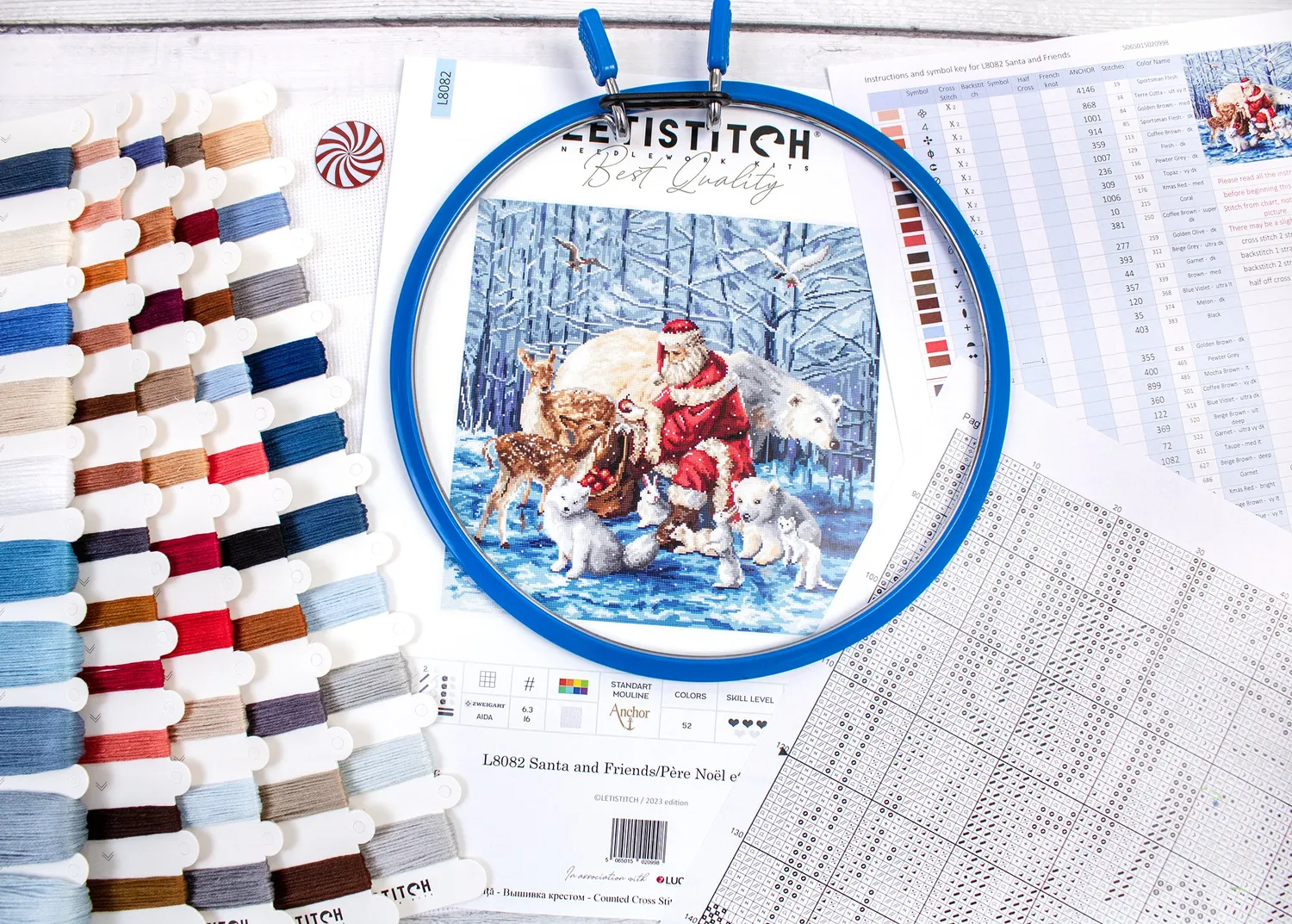 Leti Stitch L8082 Santa and Friends borduurpakket 38x38 cm kerst