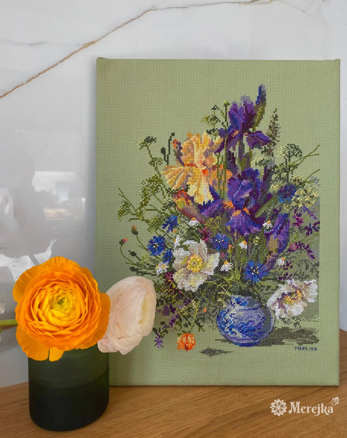 Merejka Irises and Wildflowers borduurpakket 25x35 bloemen