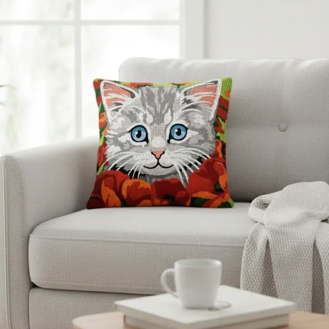 Margot de Paris Chaton kussen borduurpakket kitten