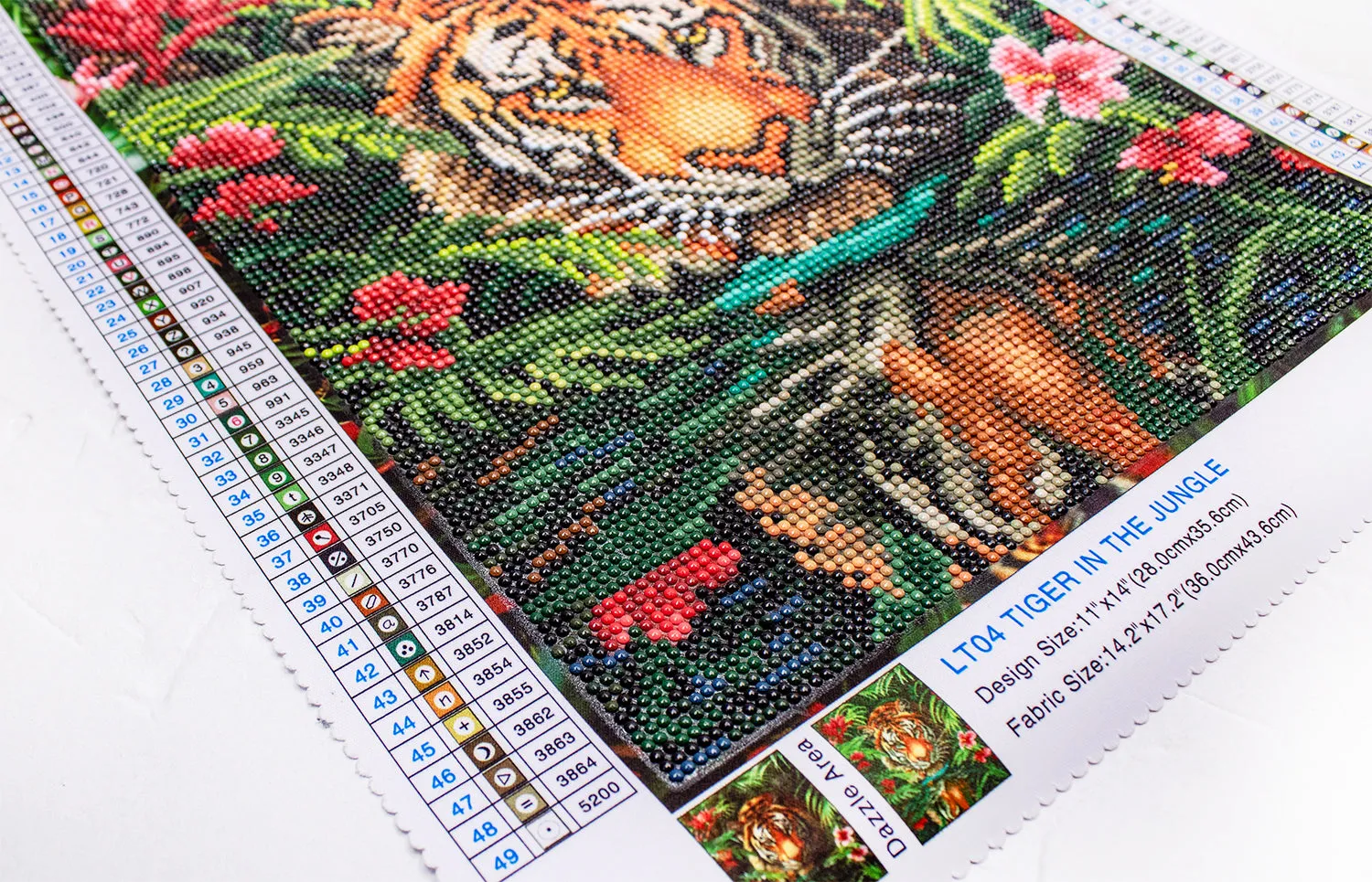 Dazzle Dots LT04 Tiger in the Jungle diamond painting 28x35,6 cm tijger