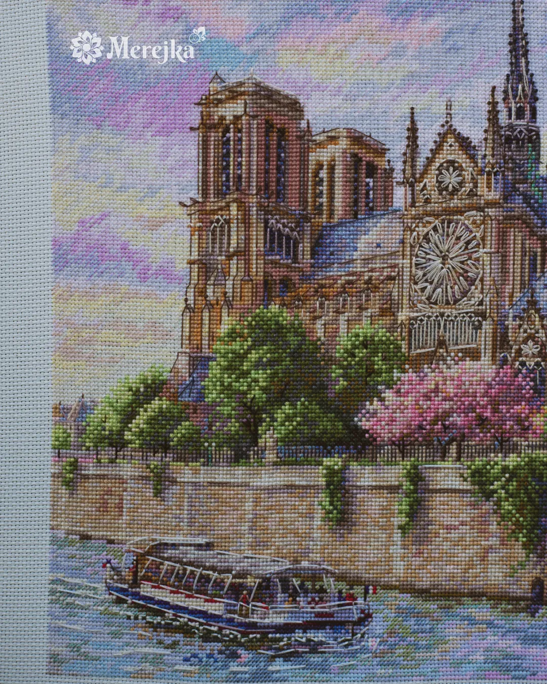 Merejka Notre-Dame de Paris borduurpakket Aida 16 ecru 31x38