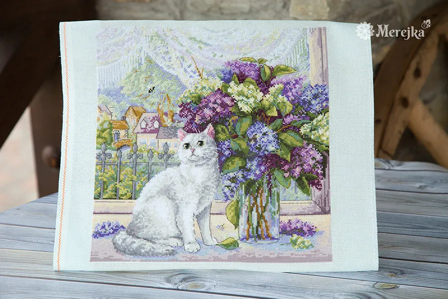 Merejka Spring Mood borduurpakket 28x28,5 ijsblauw