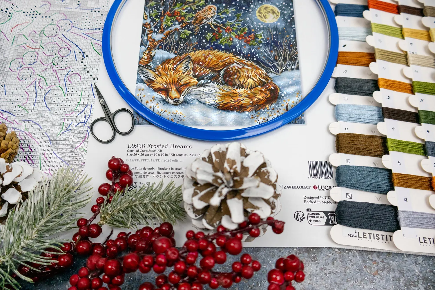 Leti Stitch L9938 Frosted Dreams borduurpakket 26x26