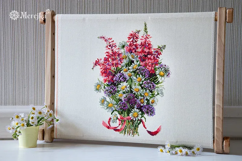Merejka The Field Bouquet borduurpakket 28x20 cm cappuccino