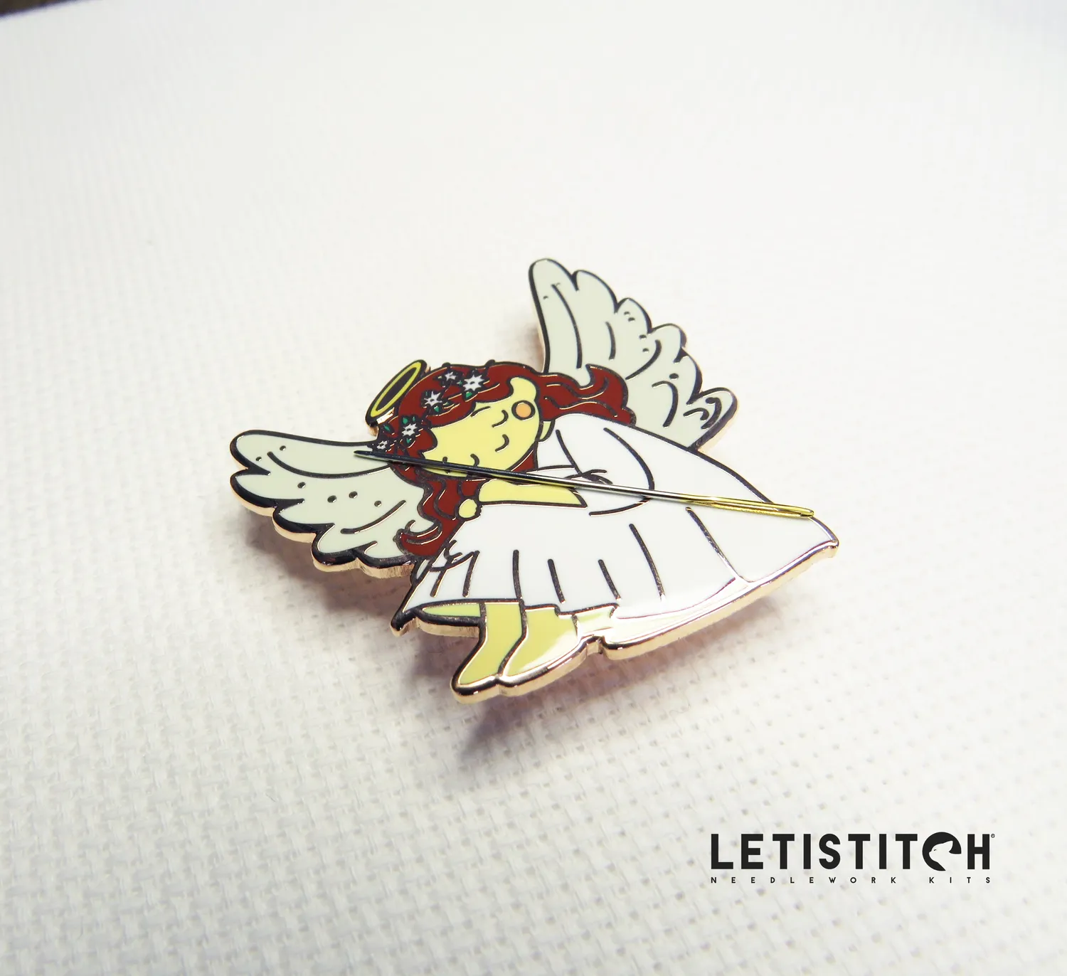 Leti Stitch 14387 Resting Angel naaldmagneet 40 mm emaille