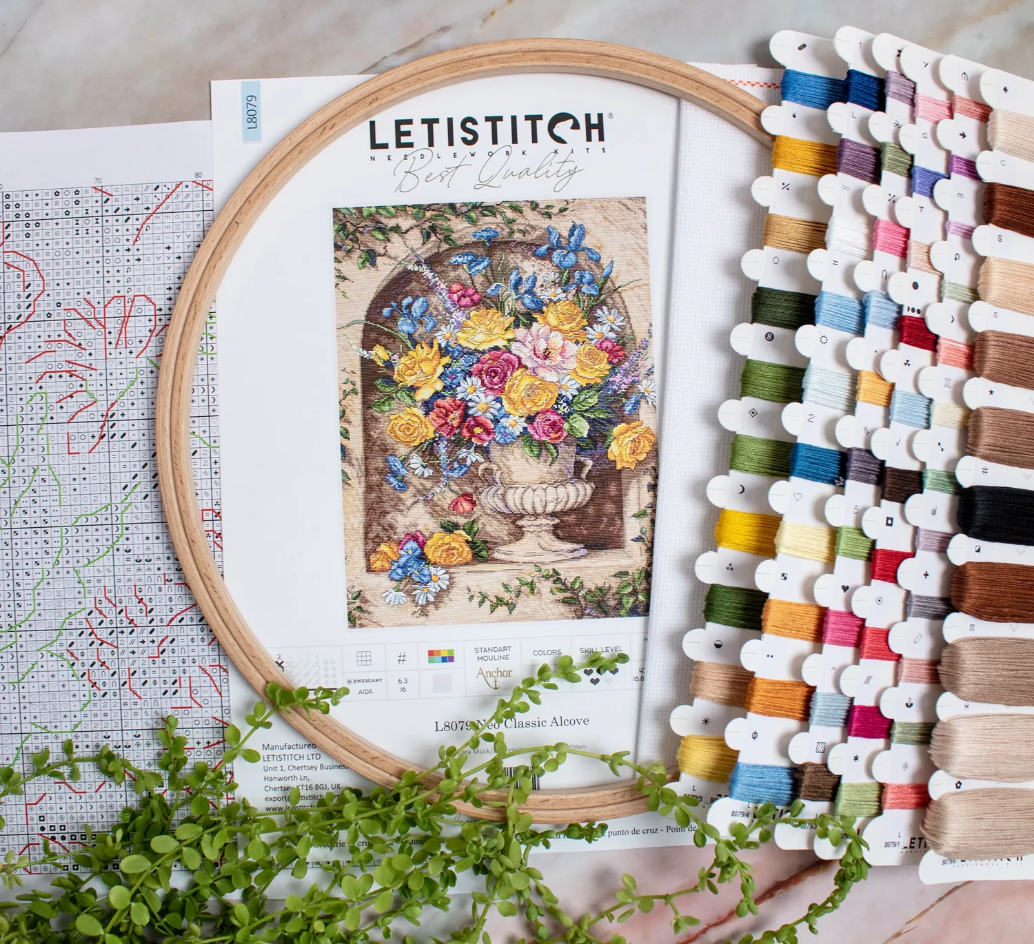 Leti Stitch L8079 Neo Classic Alcove borduurpakket 32x42 bloemen