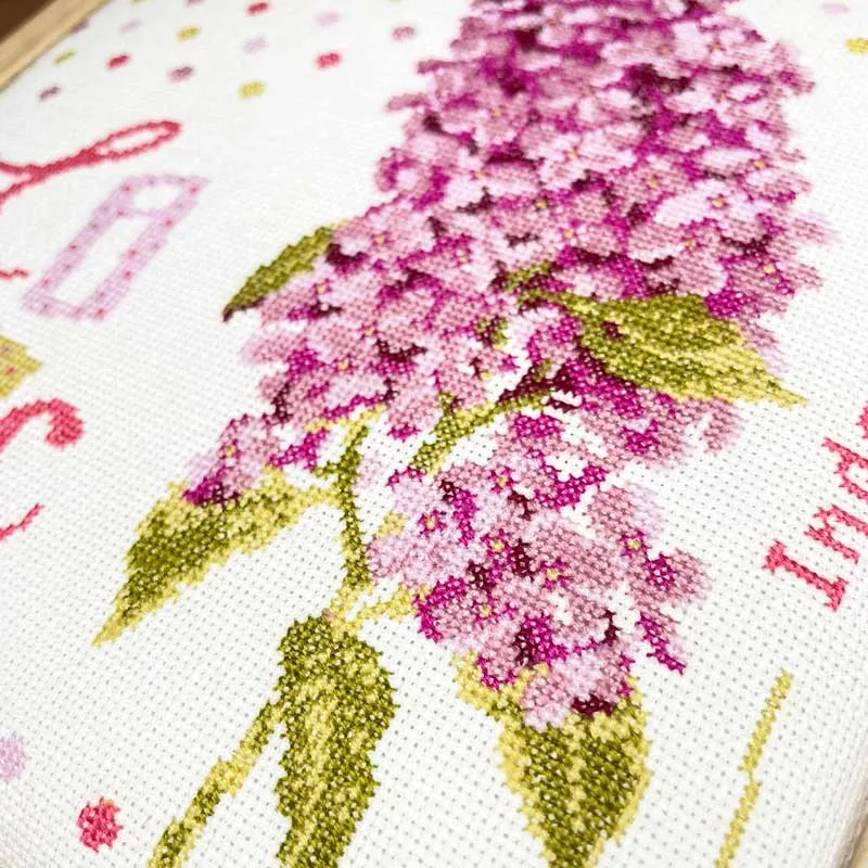 LiliPoints Lilac borduurpatroon 151x151 lila bloemen