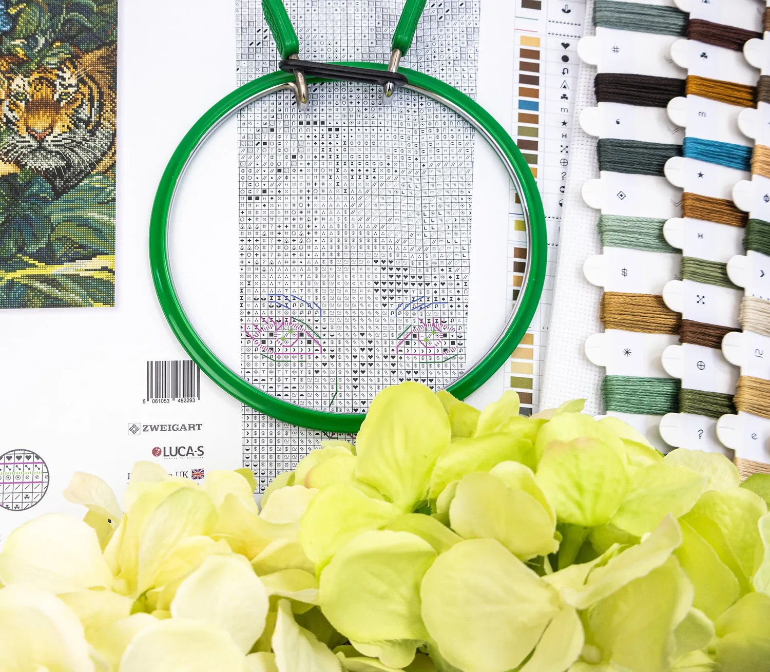 Leti Stitch L9974 Nature’s Muse borduurpakket 23x29 cm