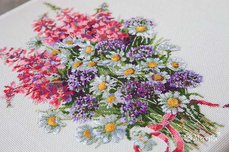 Merejka The Field Bouquet borduurpakket 28x20 cm cappuccino