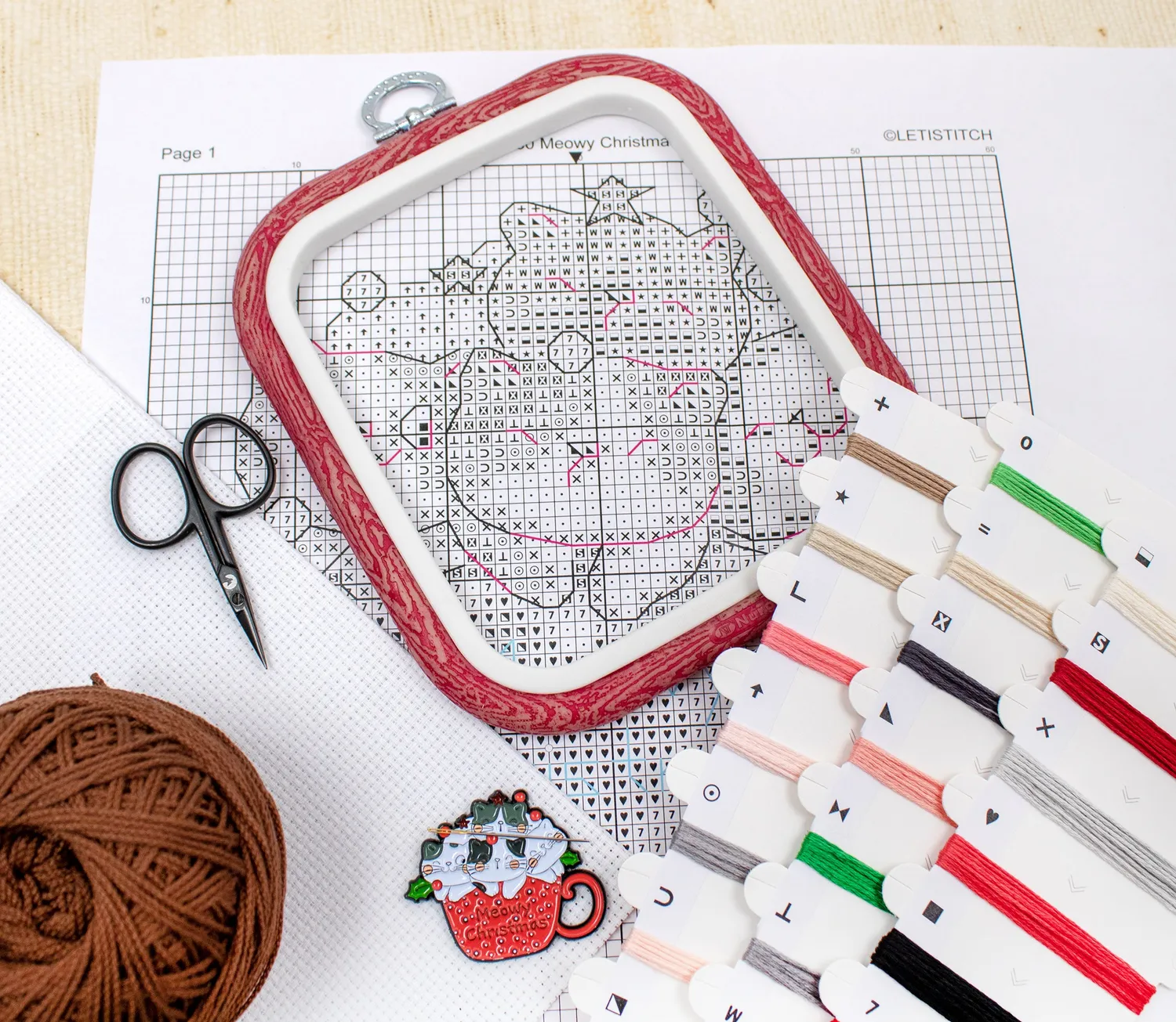 Leti Stitch L8080 Meowy Christmas borduurpakket met ring