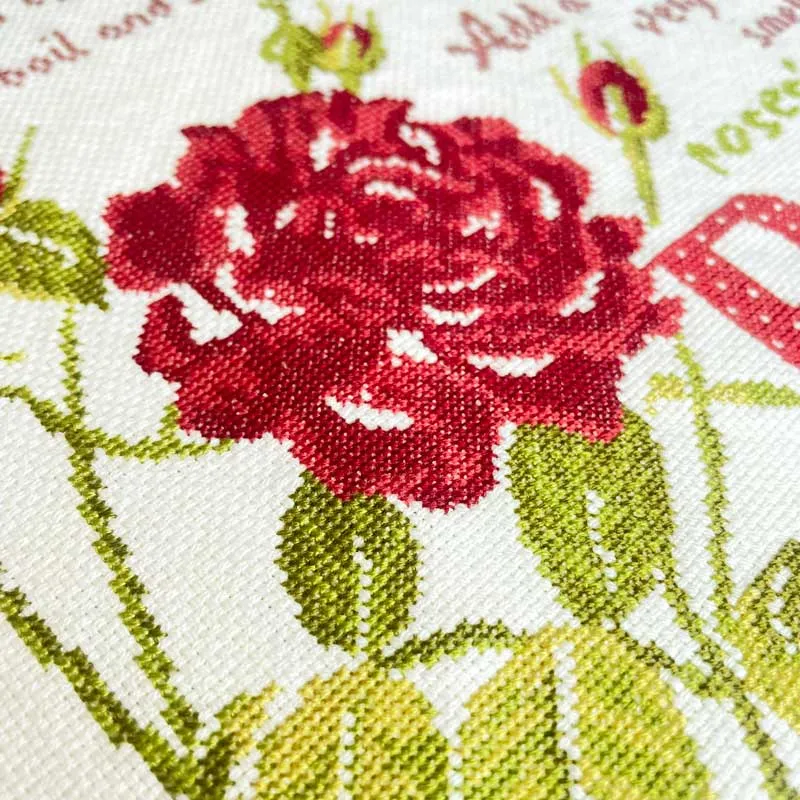 LiliPoints Rose Syrup 2 borduurpatroon rood-roze 180st