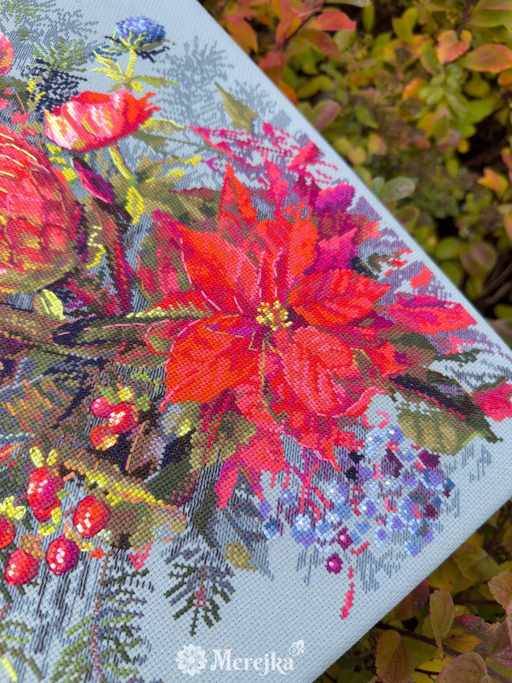 Merejka Christmas Arrangement borduurpakket kerstbloemen